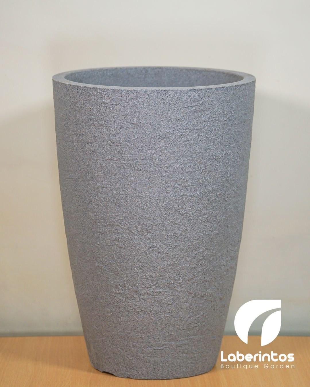 Maceta C&oacute;nica Moderna color m&aacute;rmol