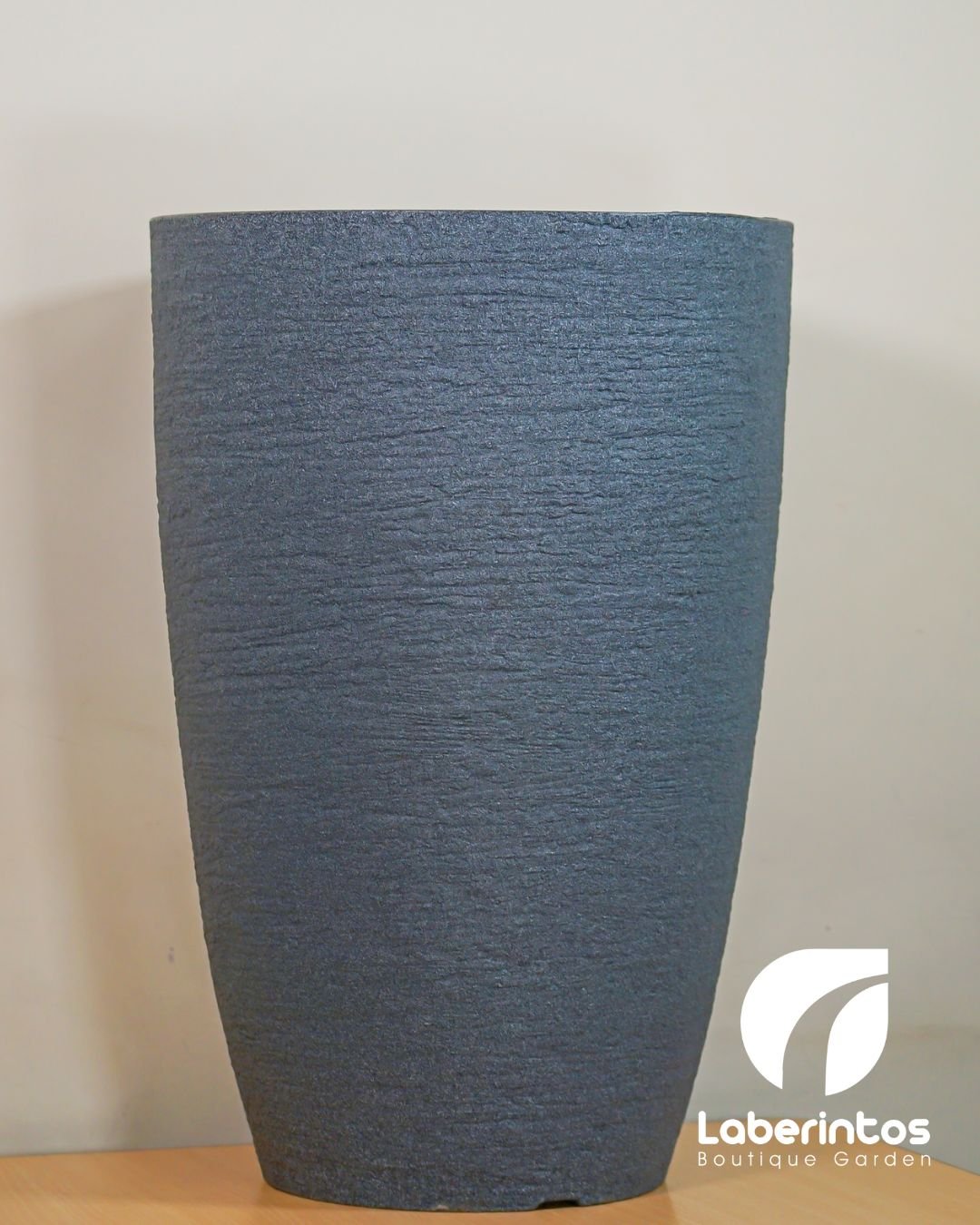 Maceta C&oacute;nica Moderna color gris